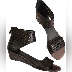 Franco Sarto Cutout Gladiator Leather Wedges 👠 Office,‎ Vacay, Minimal Chic